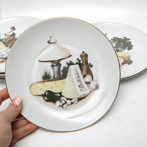 RARE 1960s Kahla German Republic Porcelain Appetizer Plates - Set of 7! 🧀🍷 - Picture 10 of 14